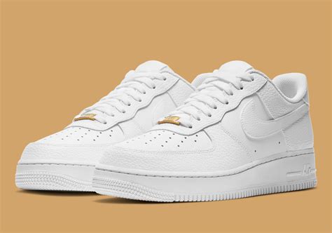 plain white af1